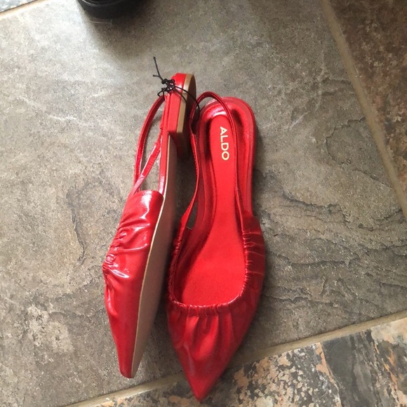 Aldo red patent ruched front slingback pointy toe flats size 10 brand new - Picture 10 of 12